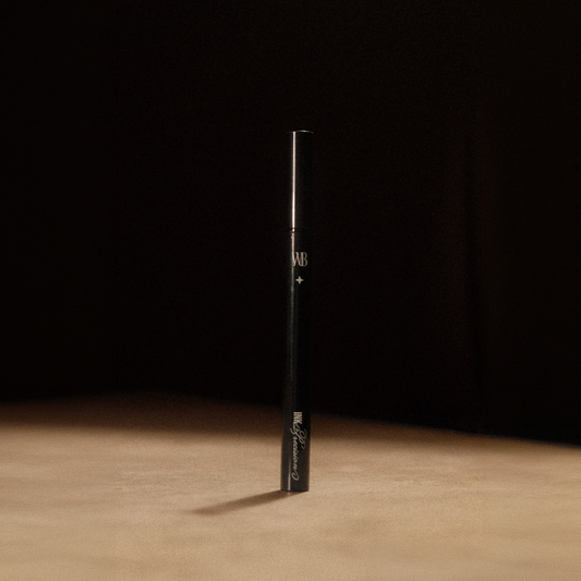 LIQUID EYELINER